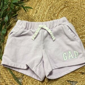 Baby‎ Gap girls Fleeced Short. Size4-5
